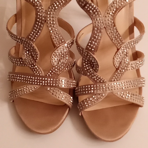 I-N-C International Concepts Cocktail Sz 7 1/2M Sliver Studs Tan Color SA20 - Picture 5 of 11